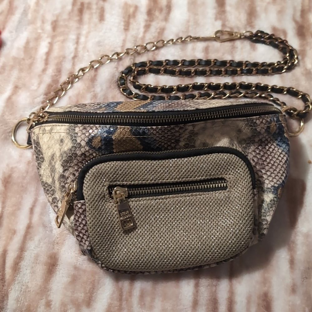 Steve Madden Blue Snake‎ Print Gold Chain Crossbody Purse
